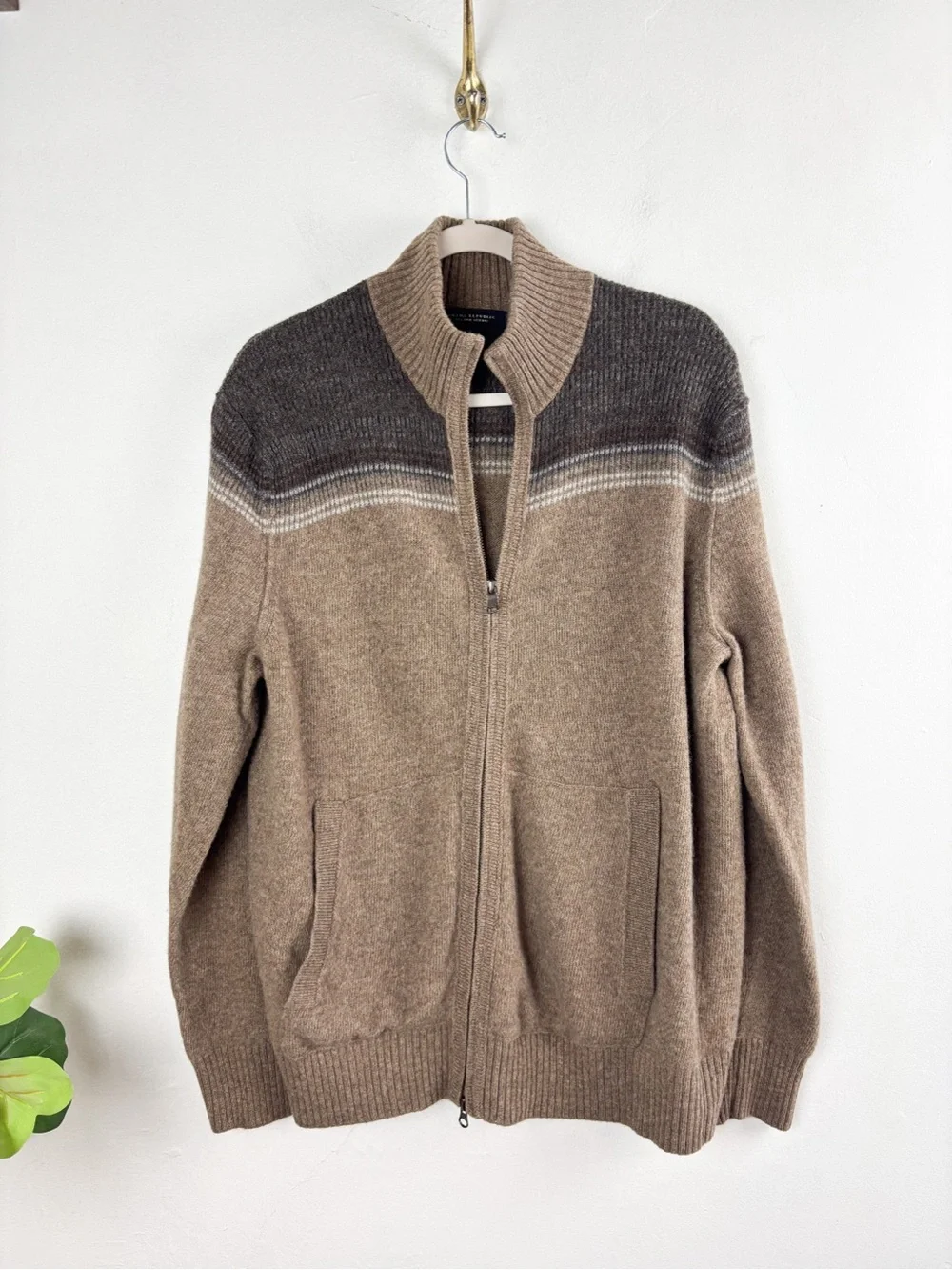 Banana Republic Men’s 100% Extra Fine Merino Wool Zip Up Sweater Sz XL